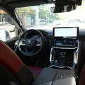 Toyota Land Cruiser VXR 2025